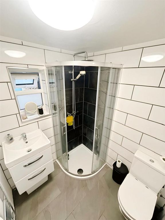 Property photo 3 of 11 7 - Copy.Jpg
