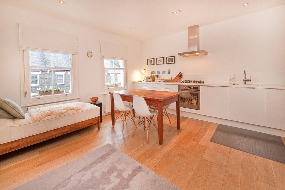 Property photo 1 of 7 Reception