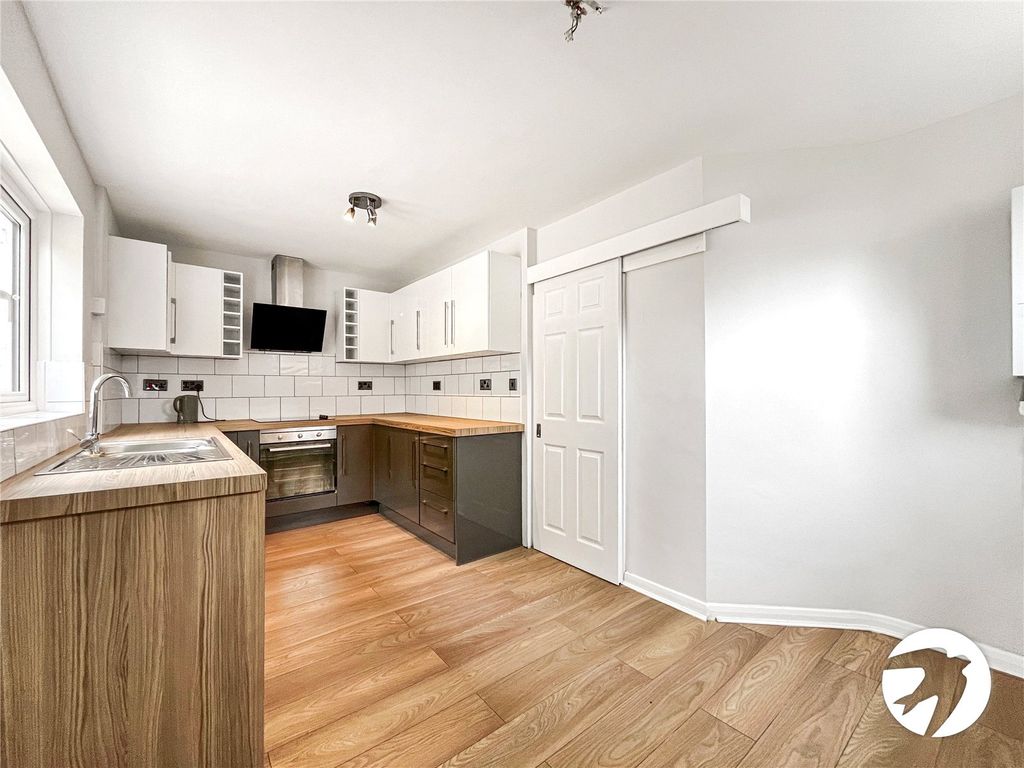 Property photo 3 of 9 Kitchen/Diner