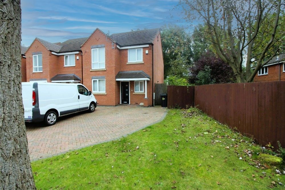 Property photo 2 of 20