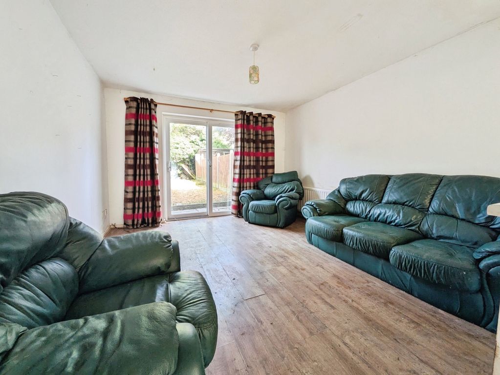 Property photo 2 of 7 Pbox-Img.Jpg