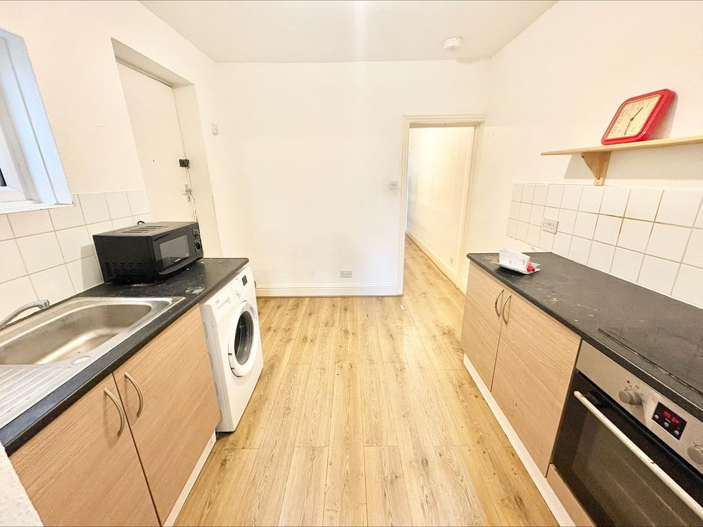 Property photo 2 of 8 Image