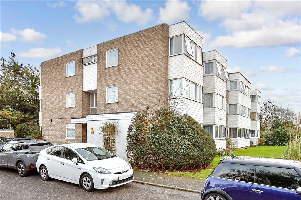 Property photo 2 of 12 Web Front