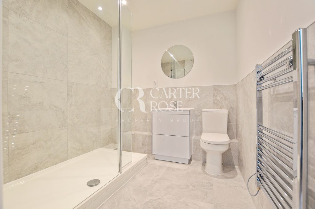 Property photo 2 of 14 Shower Room