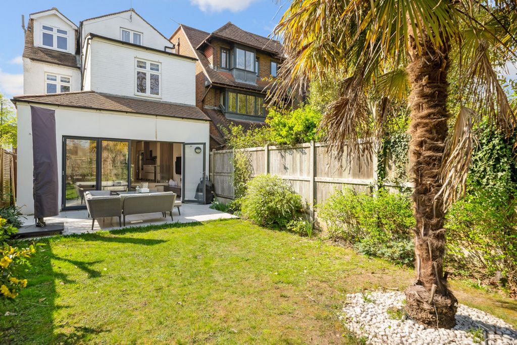 Property photo 1 of 29