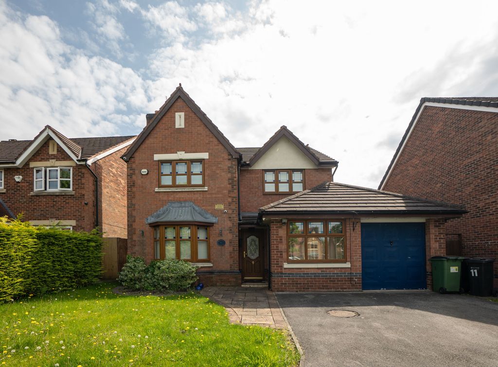 Property photo 1 of 18