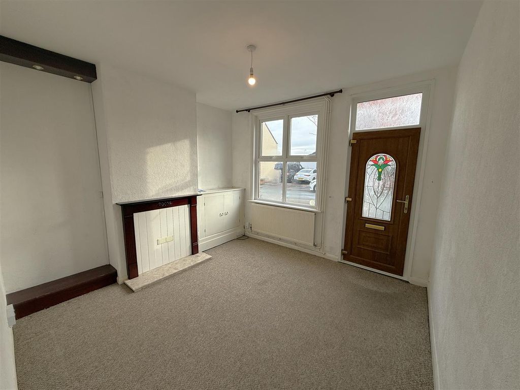 Property photo 2 of 17 Front Reception Room B.Jpg