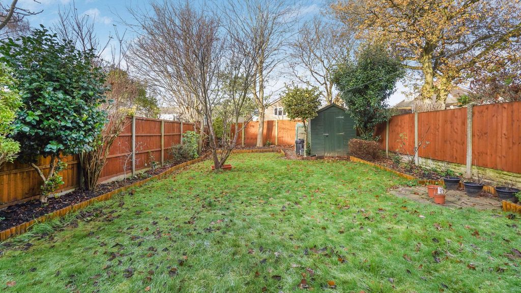 Property photo 3 of 36