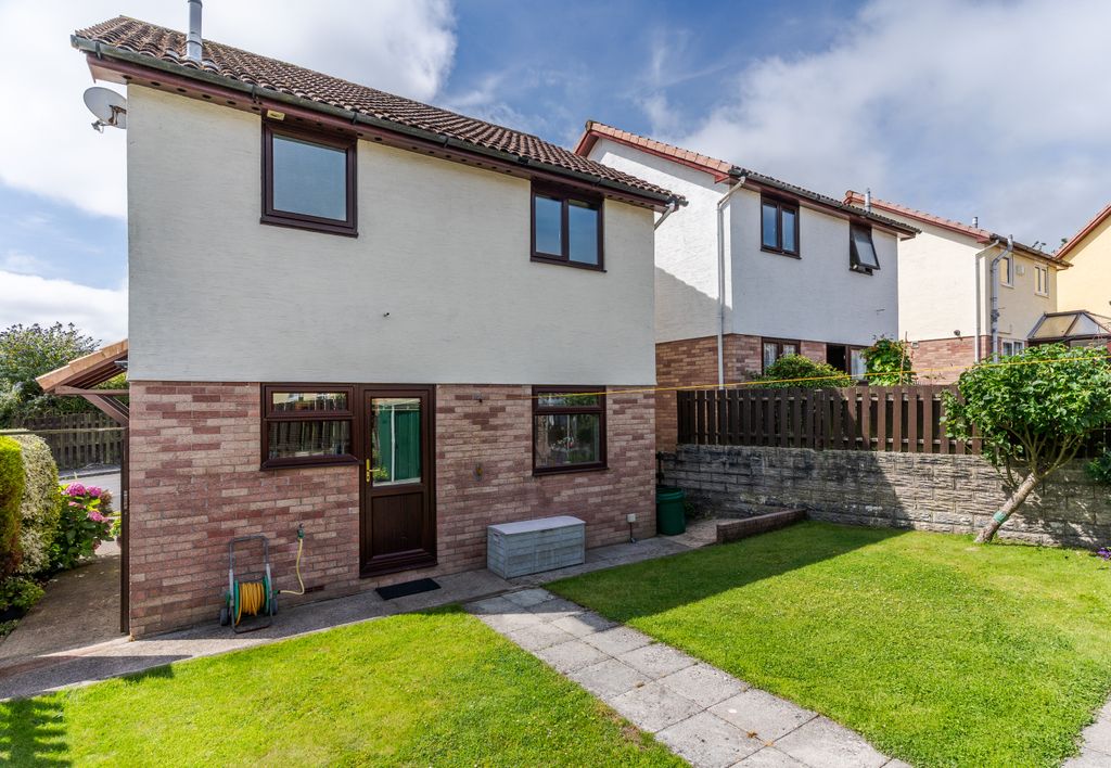 Property photo 3 of 20 3 Angelton Green, Pen Y Fai-Swpp-Hr-13