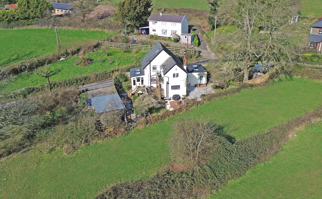 Property photo 1 of 38 Photo 36