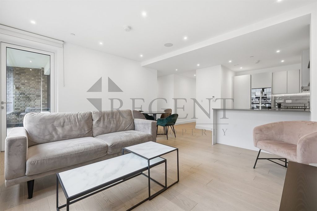 Property photo 1 of 23 (Main)