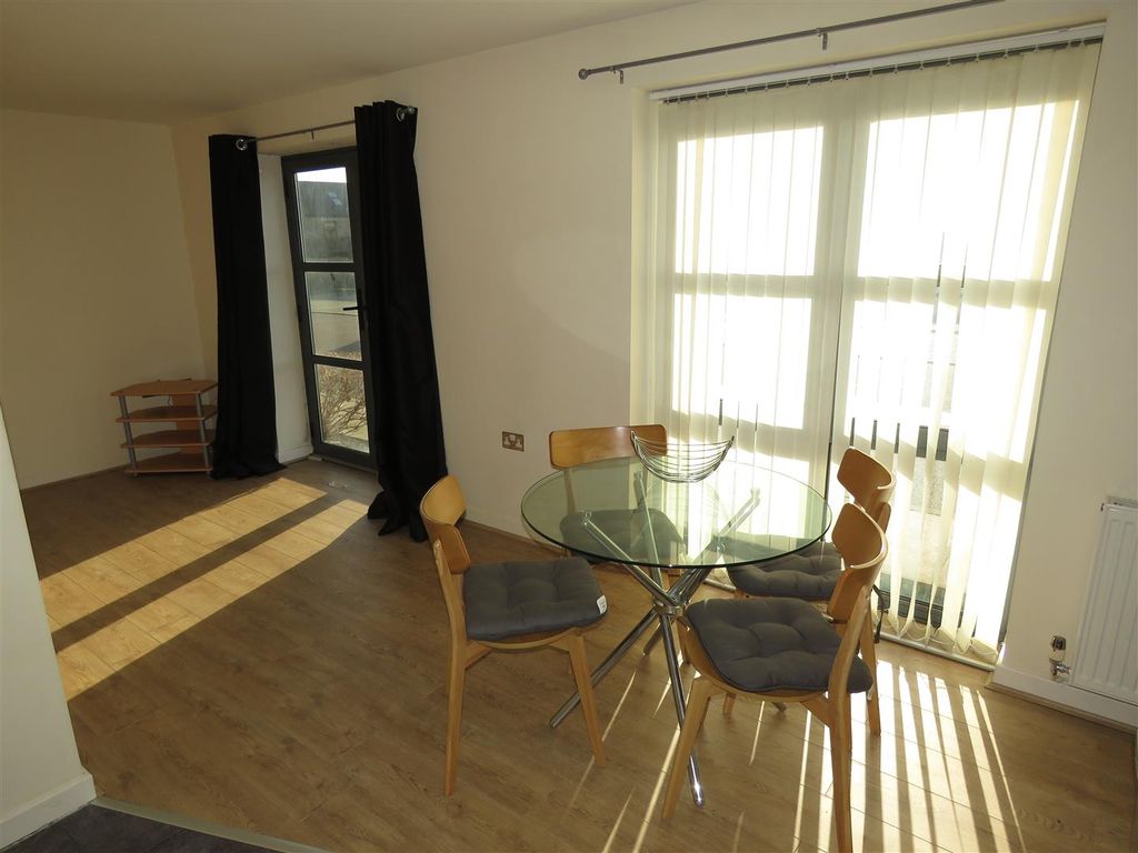 Property photo 3 of 10 Img_8124.Jpg