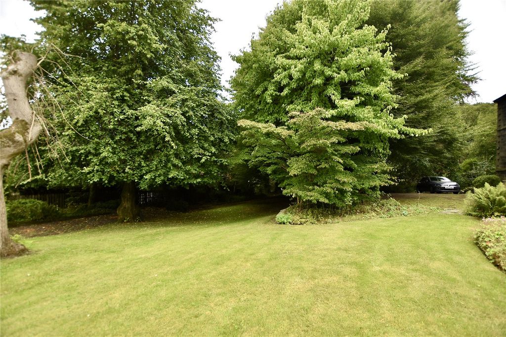 Additional image 30 of 5 bed semi-detached house for saleMilnrow Road, Shaw, Oldham, Greater Manchester OL2
