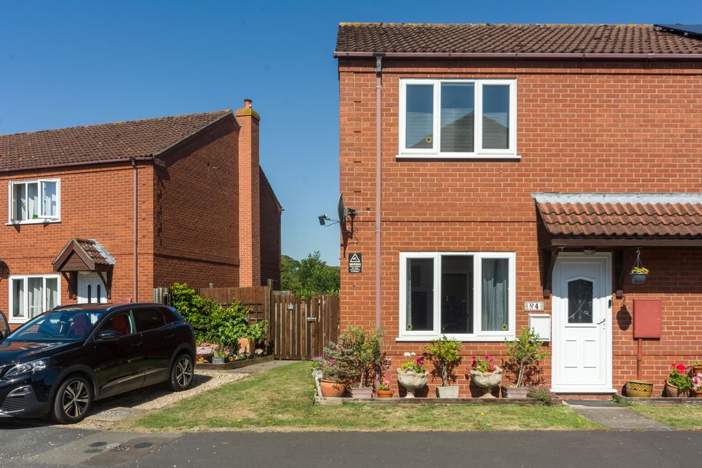 Property photo 1 of 28