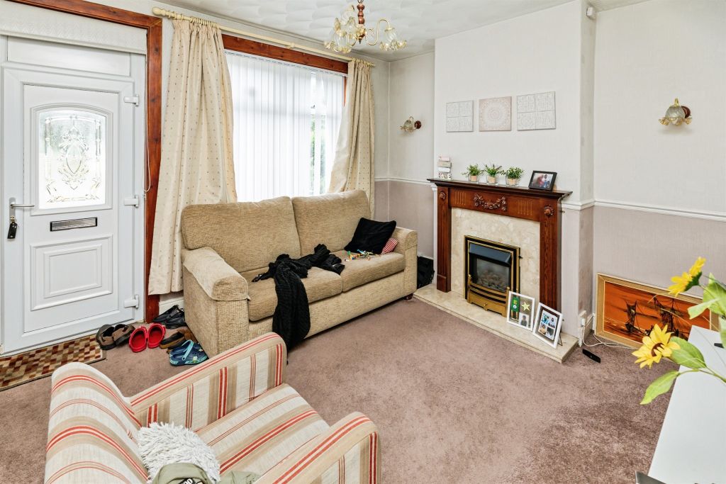 Property photo 2 of 14