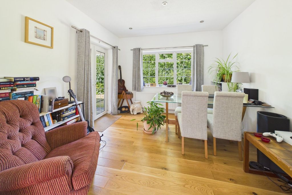 Property photo 3 of 12 Dining Room
