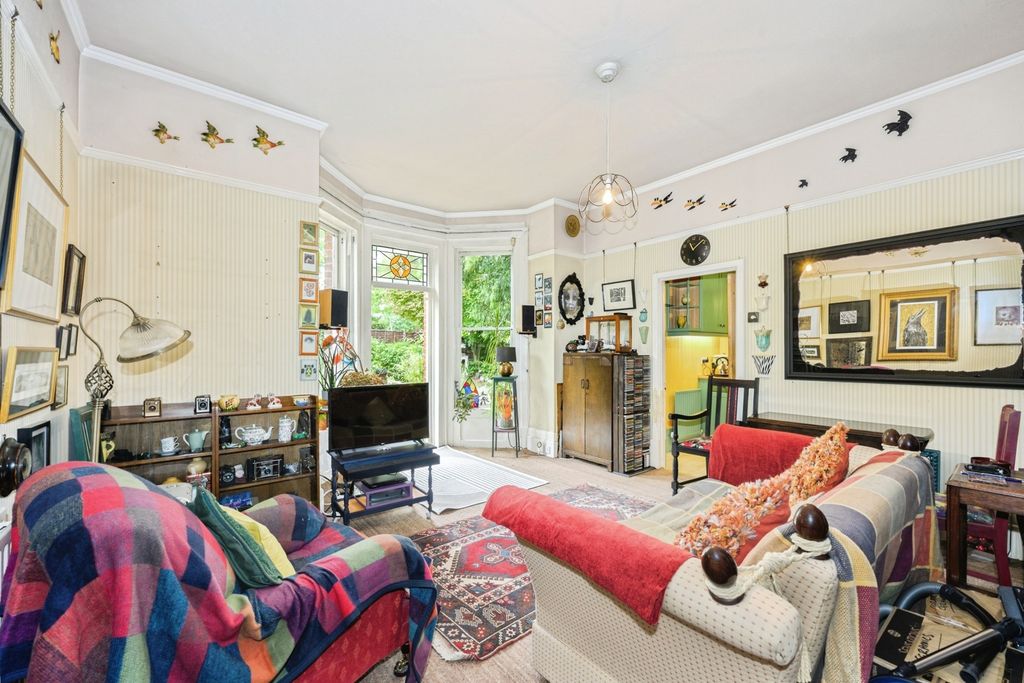 Property photo 2 of 18 Pbox-Img.Jpg