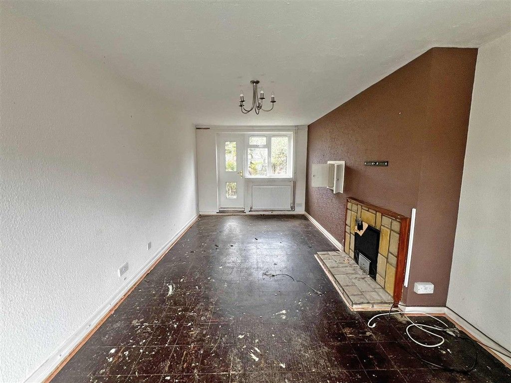 Property photo 3 of 5