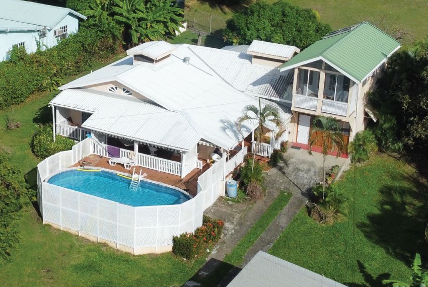 Property photo 1 of 8