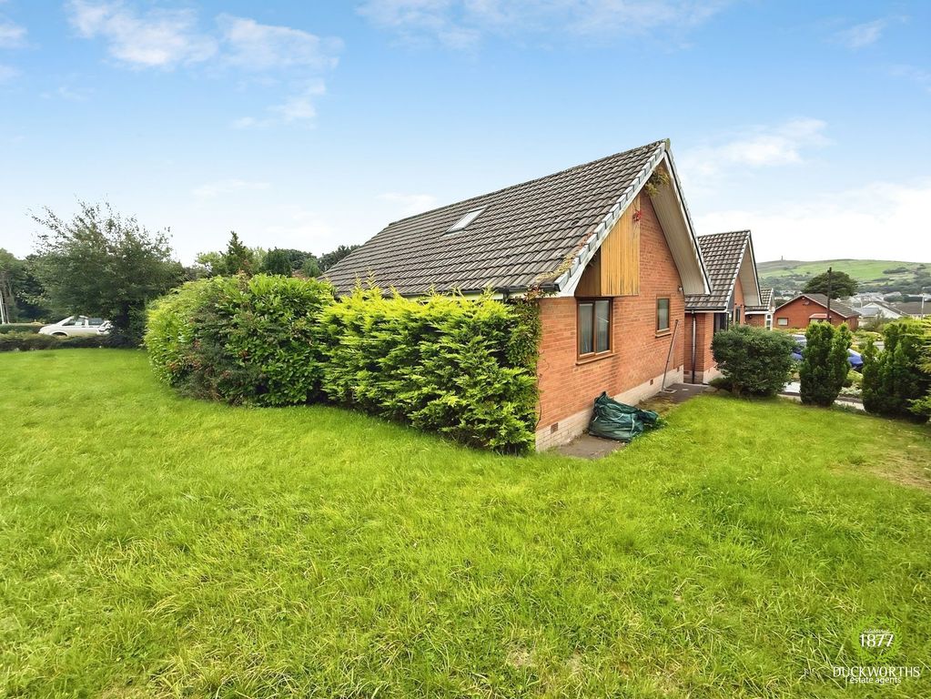 Property photo 1 of 36