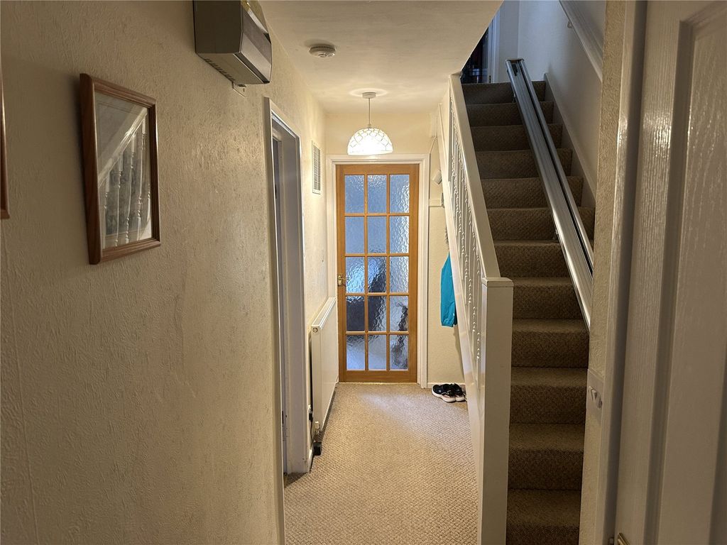 Property photo 2 of 16 Picture No. 08