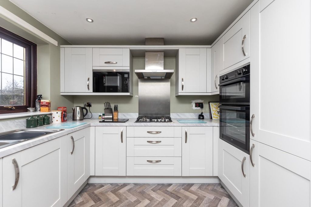 Property photo 3 of 16 5C5A4093.Jpg