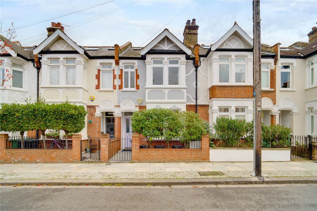 Property photo 1 of 13 Exterior