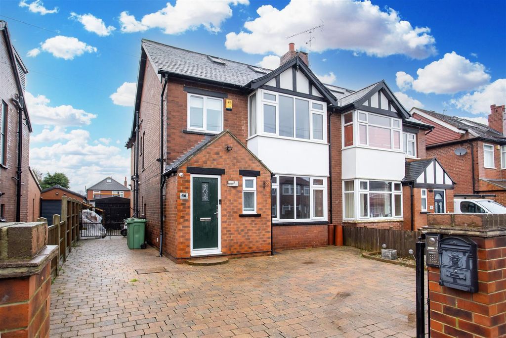 Property photo 1 of 26 Outside