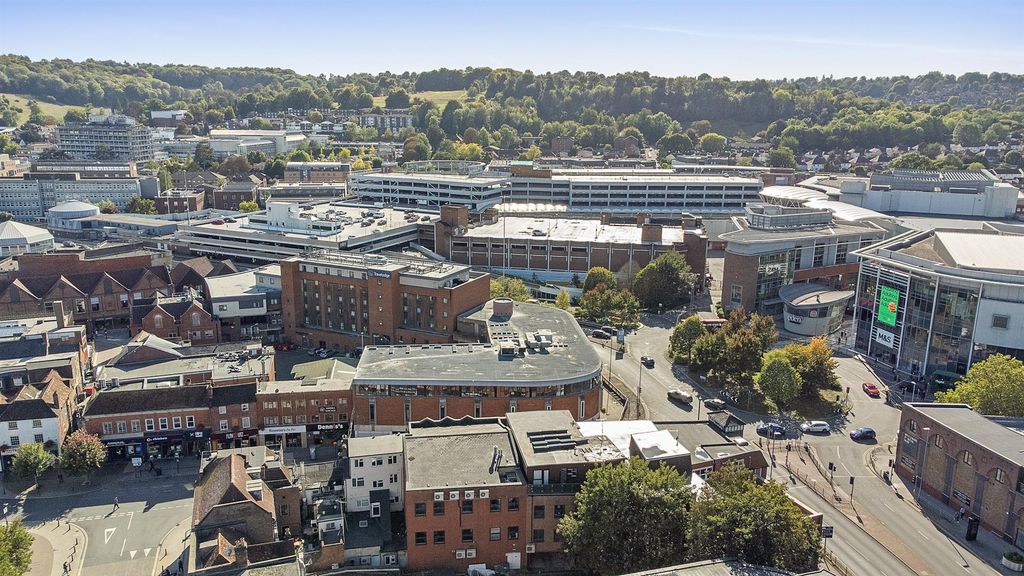 Property photo 1 of 9 External. Town Centre Location.Jpg