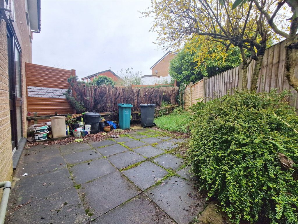 Property photo 3 of 15 Picture No. 12