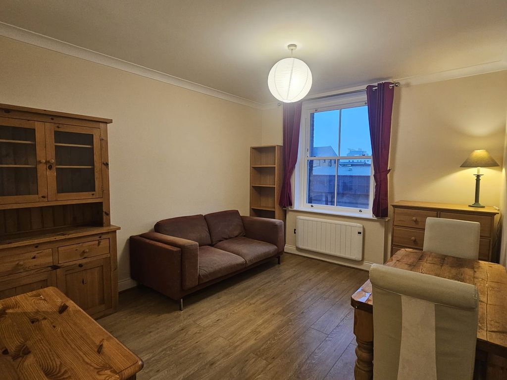 Property photo 2 of 5