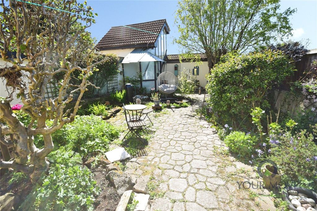 Property photo 2 of 39 Rear Garden