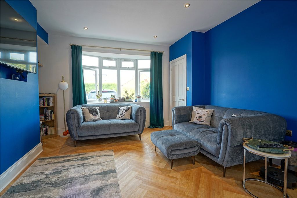 Property photo 2 of 13 Picture No. 10