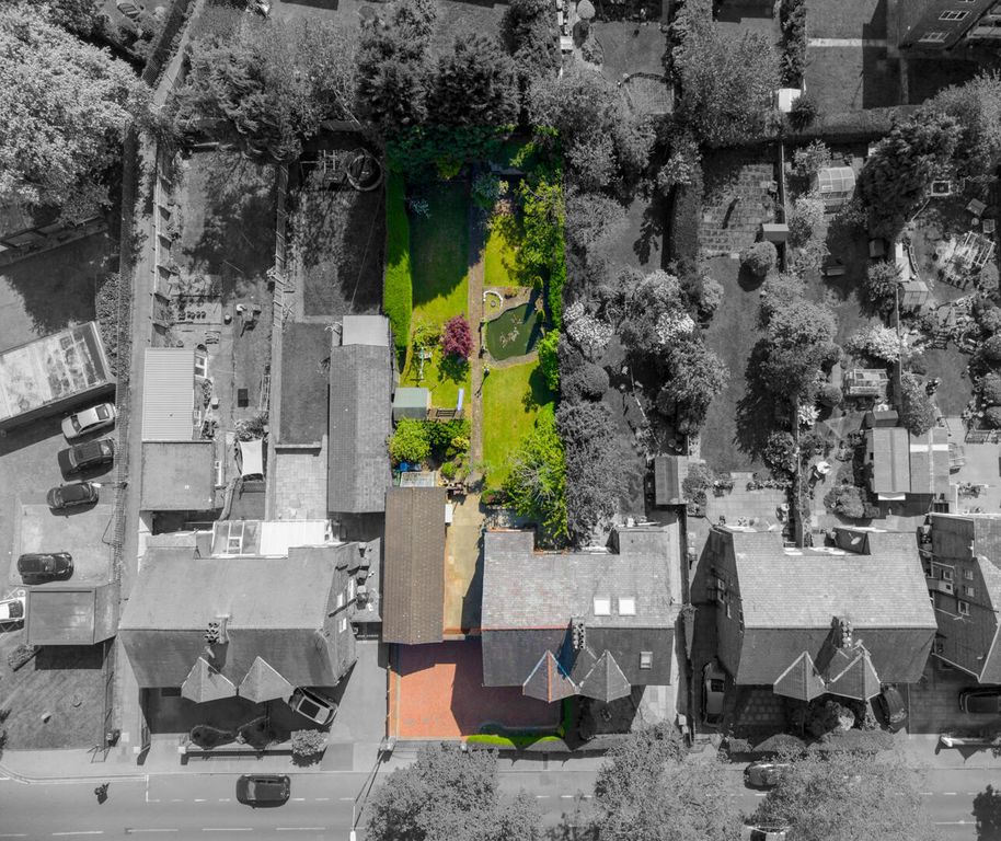 Property photo 3 of 31