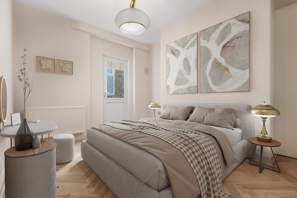 Property photo 3 of 17 Image