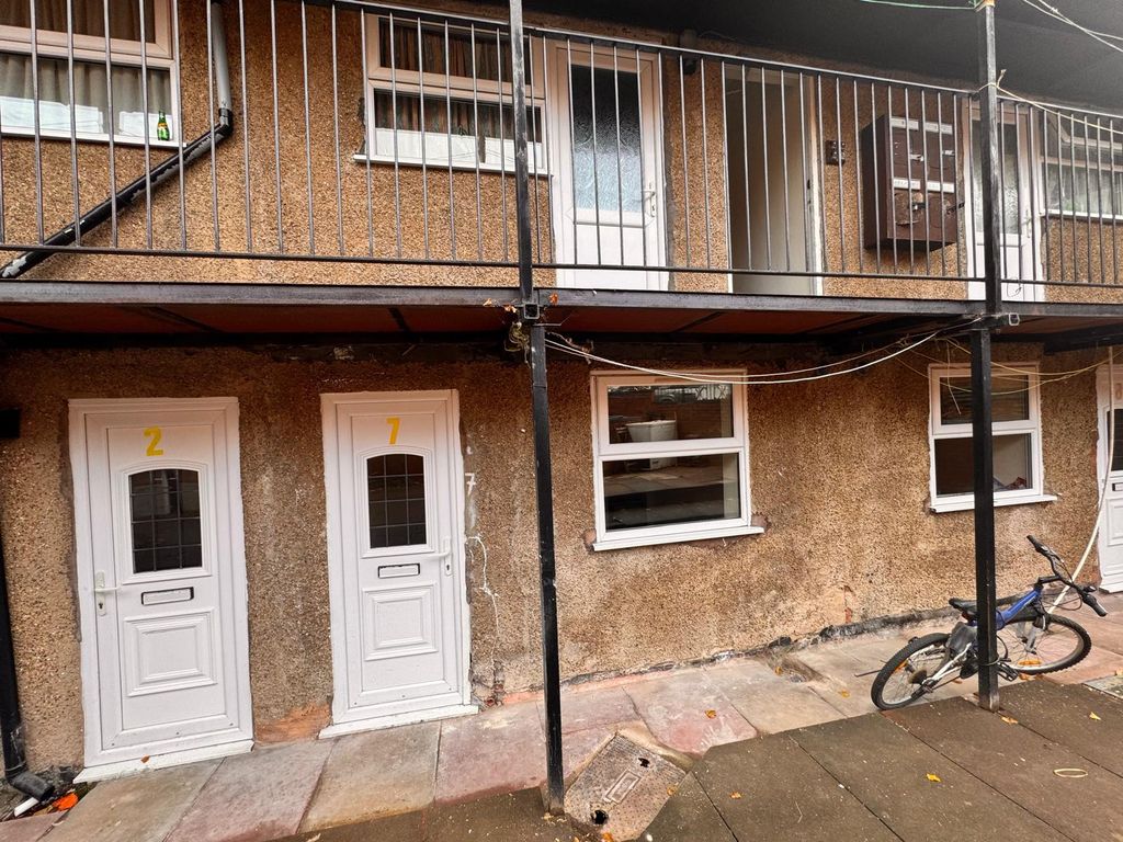 Property photo 2 of 4