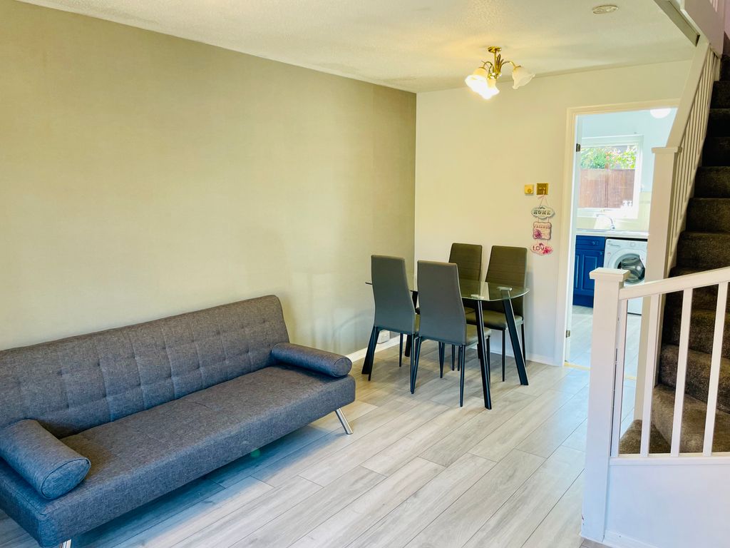 Property photo 1 of 4