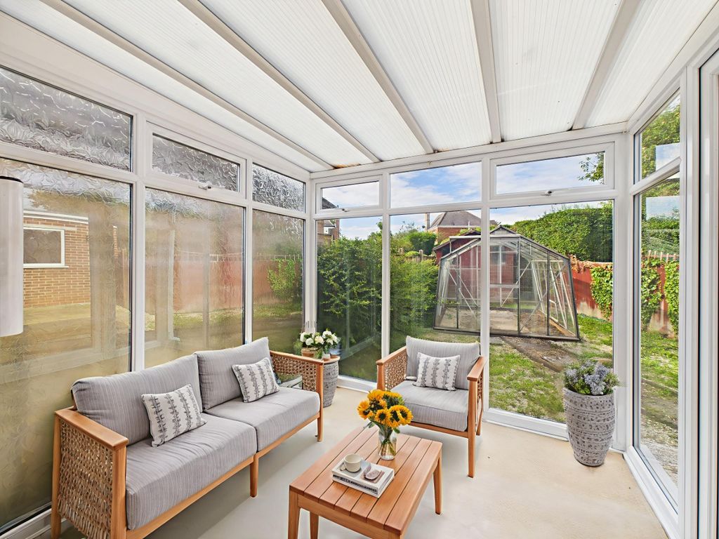 Property photo 3 of 9 3690877