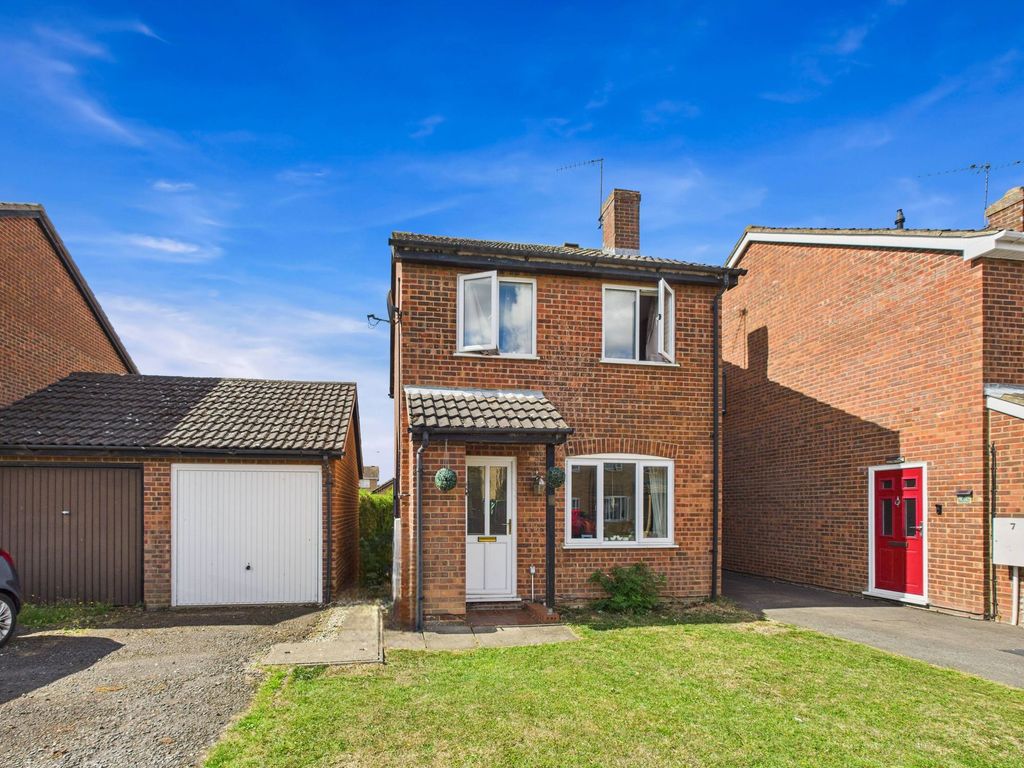 Property photo 1 of 12