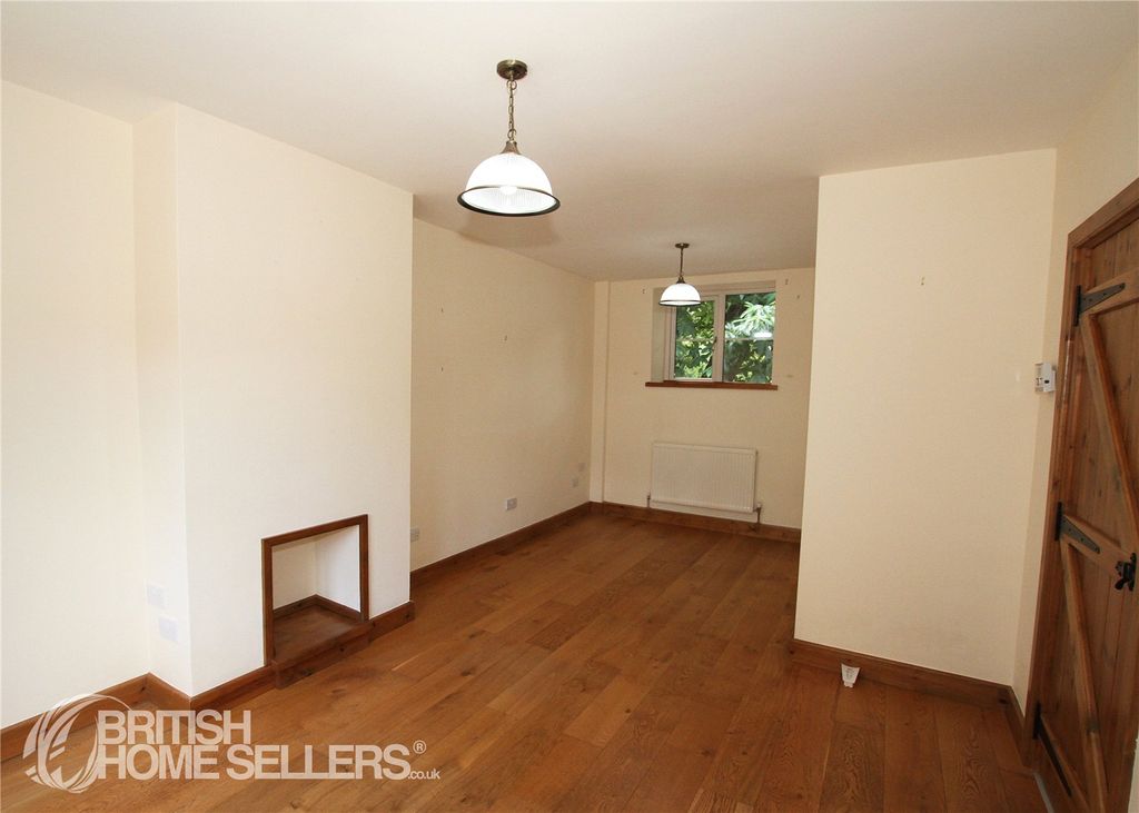 Property photo 3 of 16 Picture No. 04
