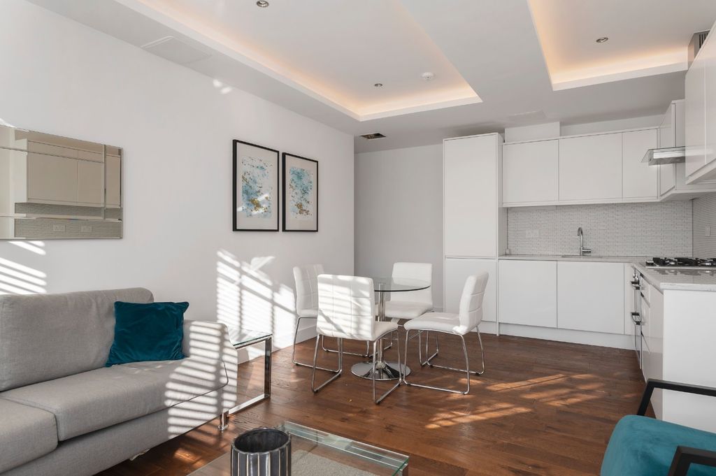 Property photo 1 of 11 Open Plan