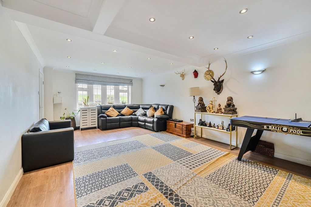 Property photo 2 of 20 Picture No. 05