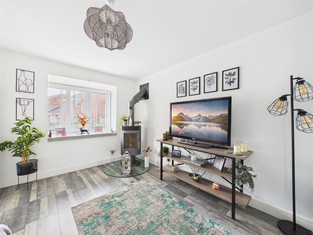 Property photo 2 of 43 Cam03844G0-Pr0409-Still006.Jpg