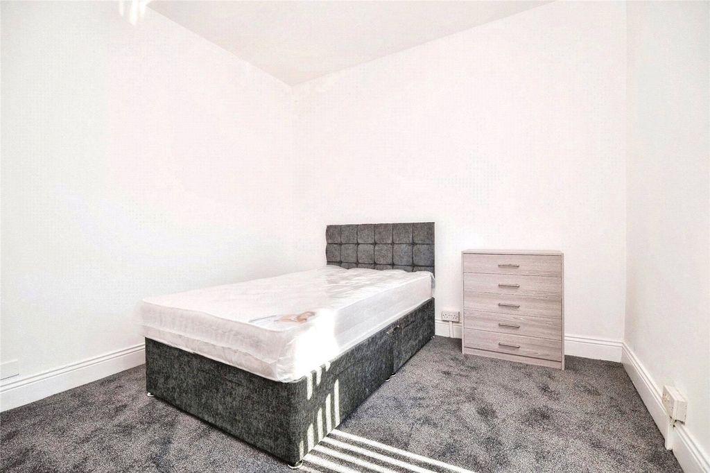 Property photo 2 of 10 Picture No. 07