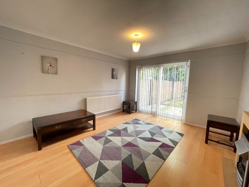 Property photo 3 of 7 3574732