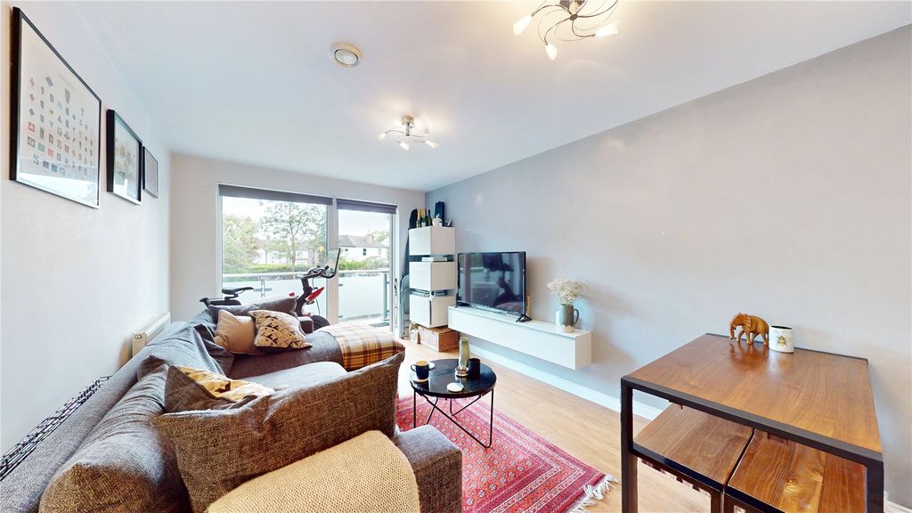 Property photo 1 of 15 Picture No. 02