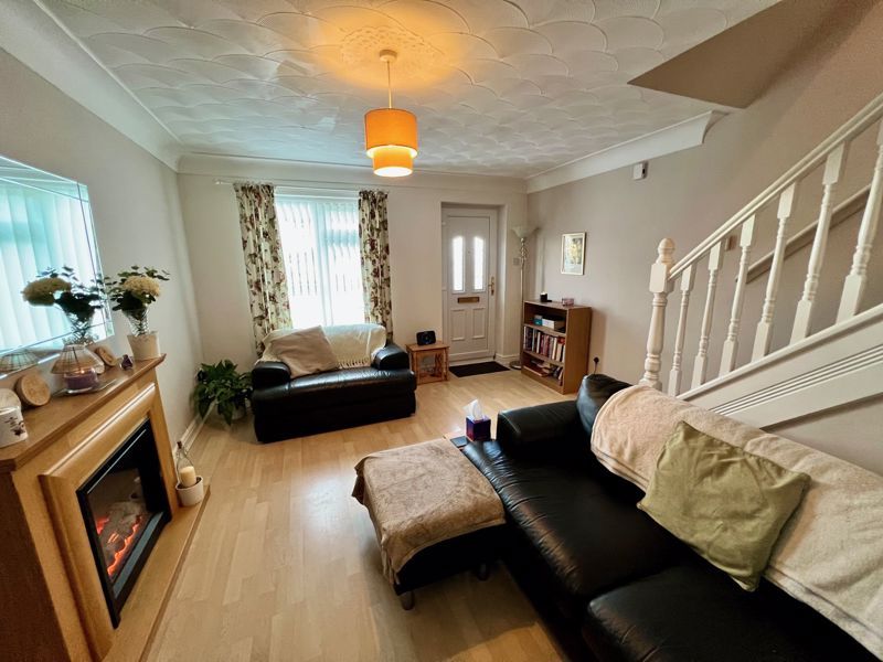 Property photo 2 of 11 Photo 9