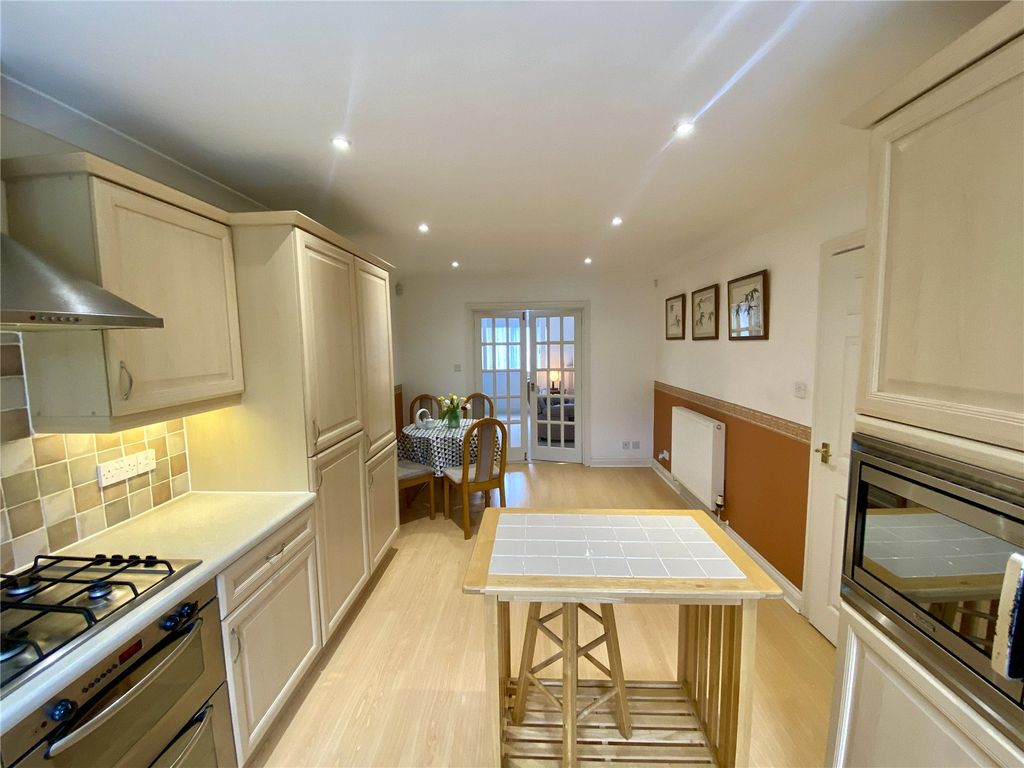 Additional image 7 of 5 bed detached house for saleFairacre Avenue, Barnstaple, Devon EX32