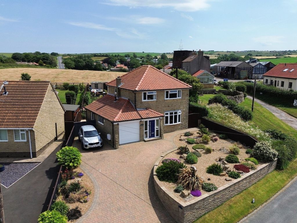Property photo 1 of 32