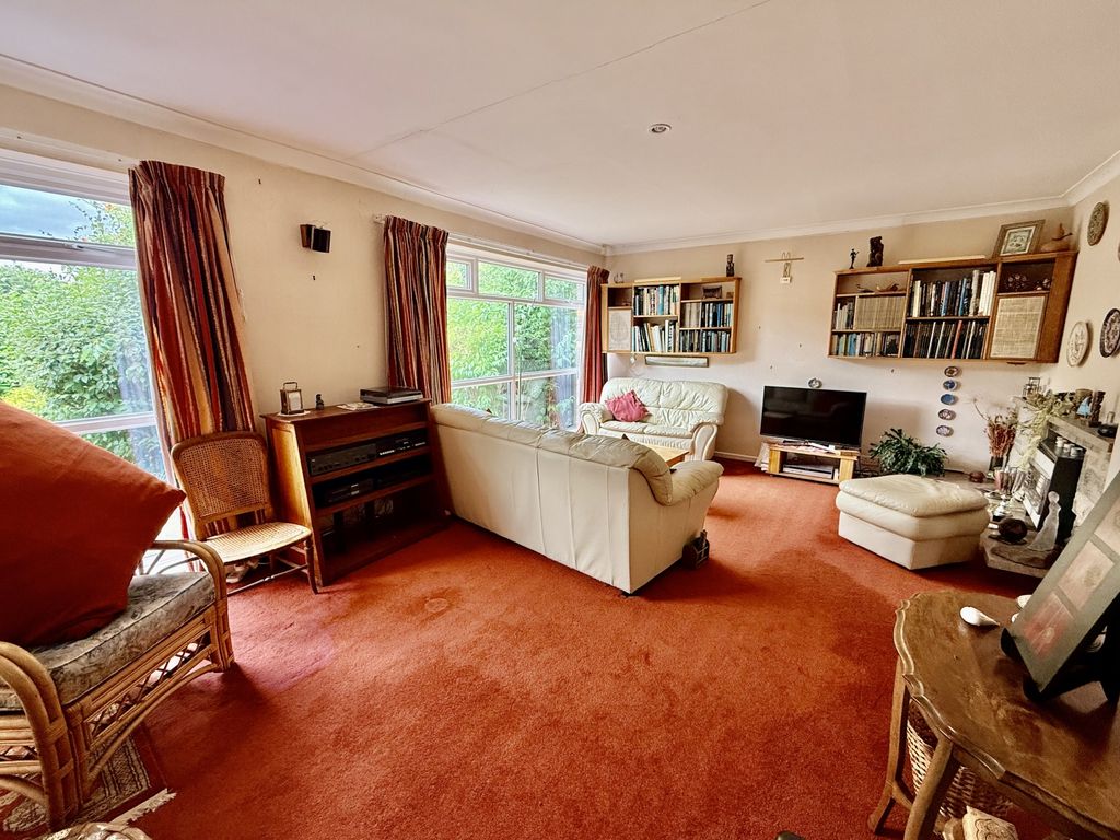 Property photo 3 of 30 Img_8983